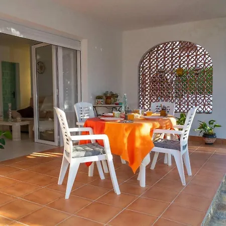 Casa Delicias • Pisc. Privada • Playa • Bbq • 6pax בית נופש *