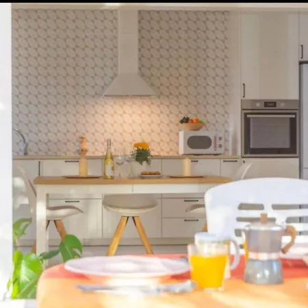 Casa Delicias • Pisc. Privada • Playa • Bbq • 6pax בית נופש